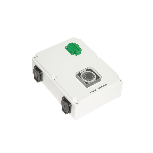 Davin Relaisbox DV-14K | 4×600 Watt